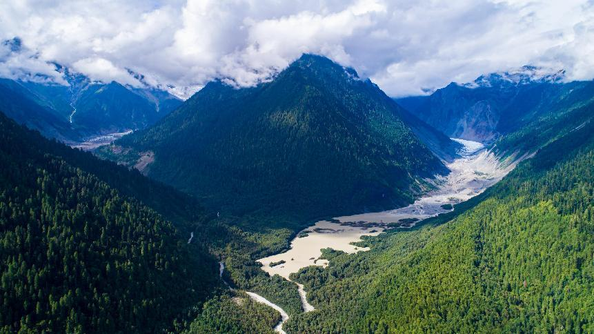 察隅县自然风景展